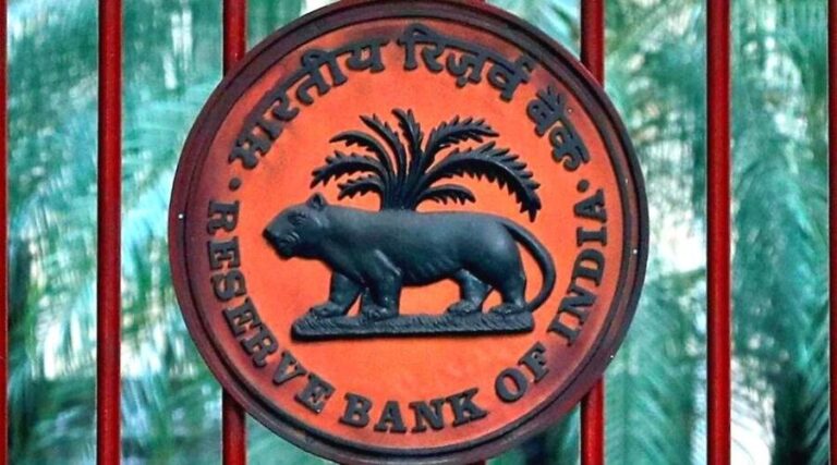 The RBI Governor Will Meet With PSB Chiefs To Discuss Slow Deposit Growth